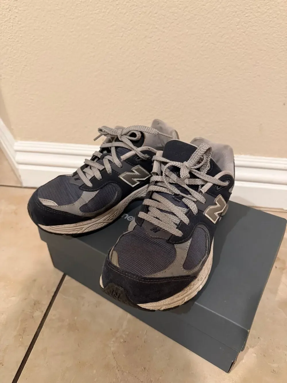New Balance 2002R Eclipse Silver Sneakers